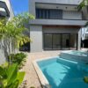 Casa em condomínio - REF 008