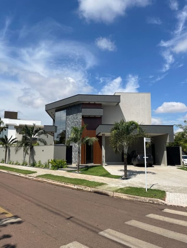 Casa em condomínio - REF 008