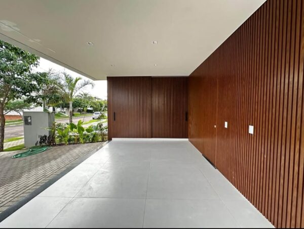 Casa em condomínio - REF 007